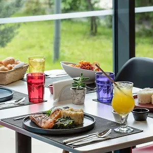 3* Hotel Ibis Airport